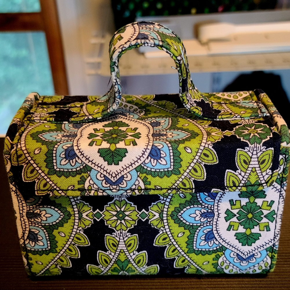Vera Bradley Small Travel Jewelry Purse
